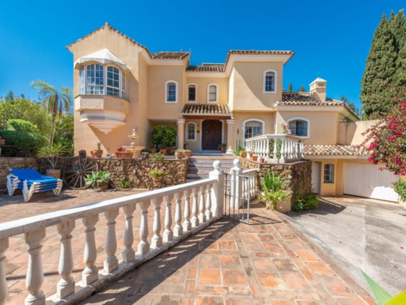 Villa for sale in Marbella