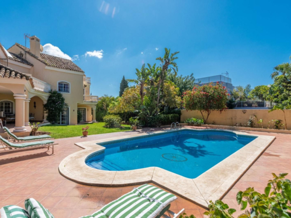 Villa for sale in Marbella