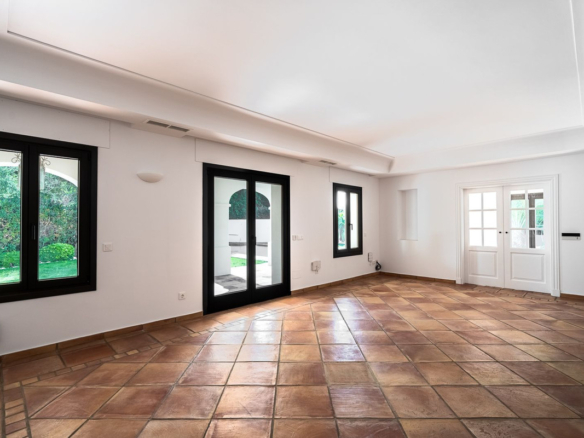Villa for sale in Marbella