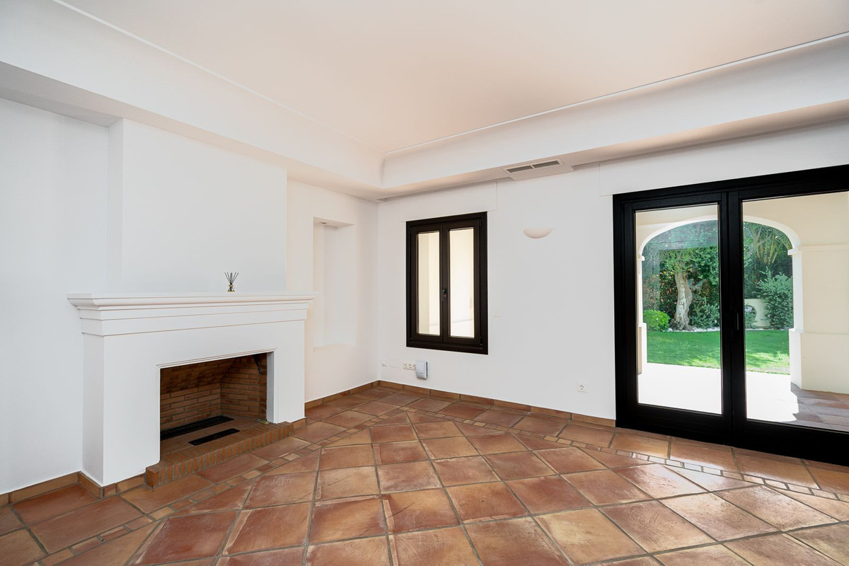 Villa for sale in Marbella