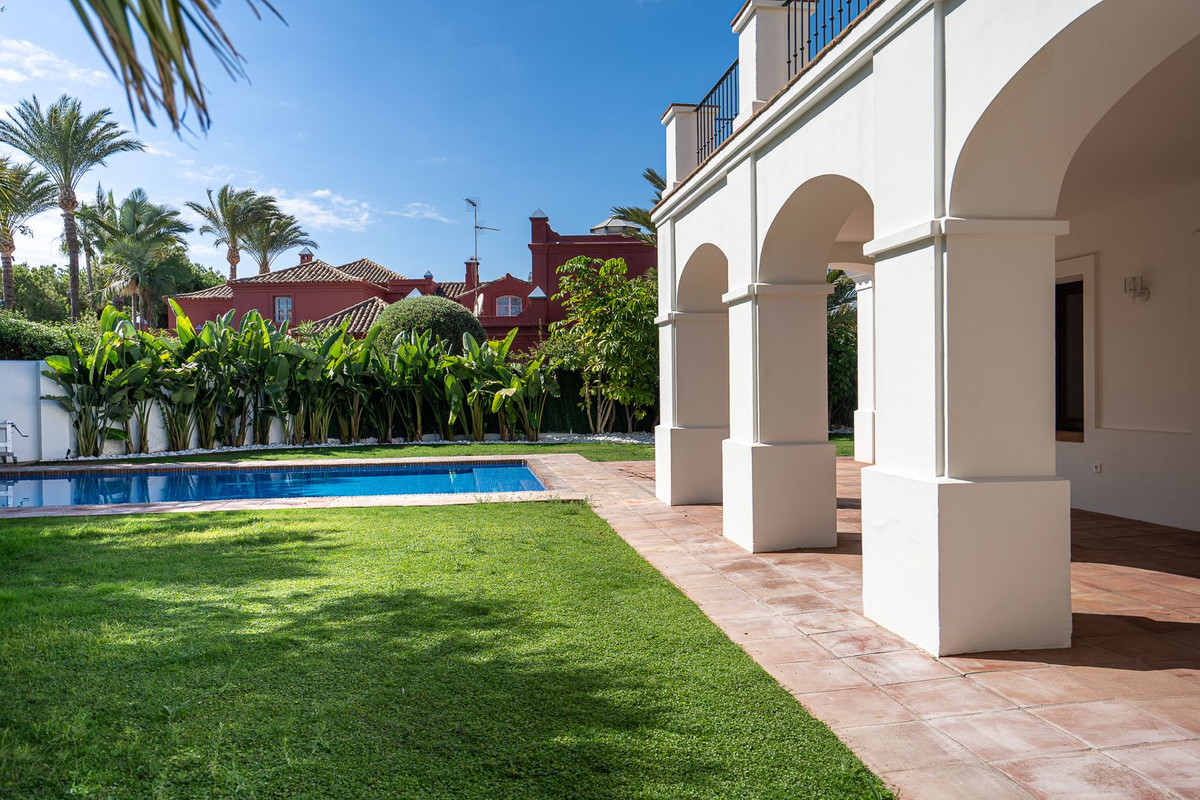 Villa for sale in Marbella