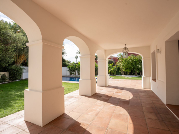Villa for sale in Marbella
