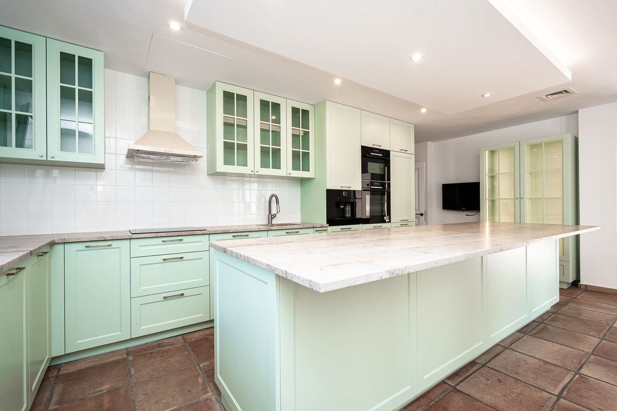 Villa for sale in Marbella