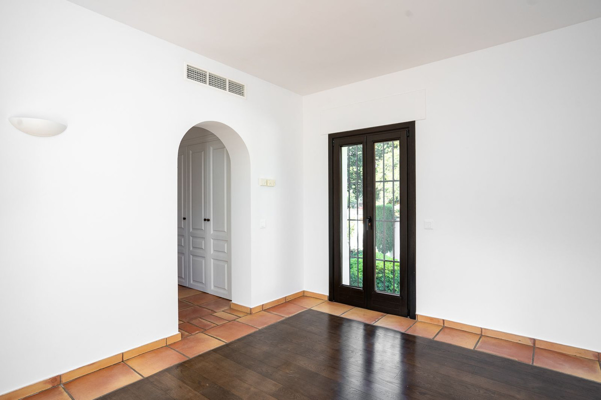 Villa for sale in Marbella