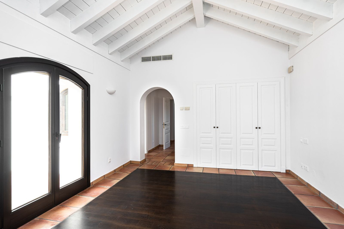 Villa for sale in Marbella