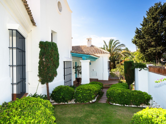 Villa for sale in Marbella