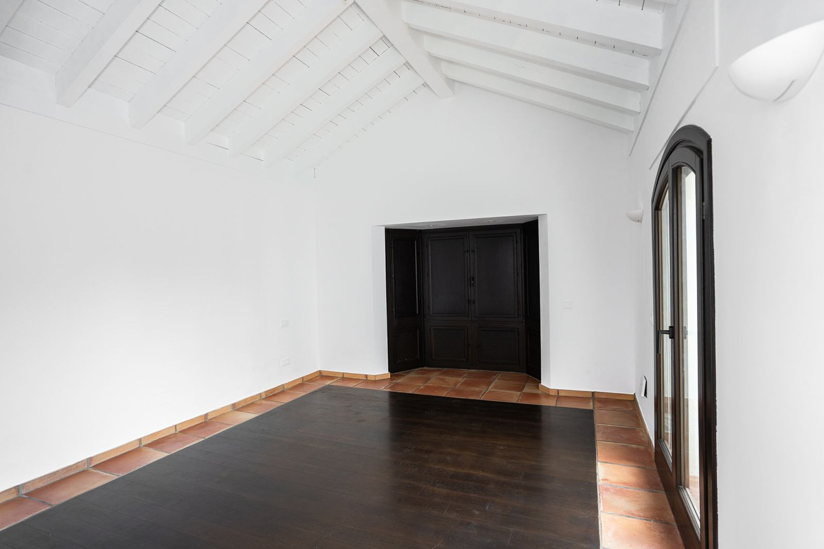 Villa for sale in Marbella