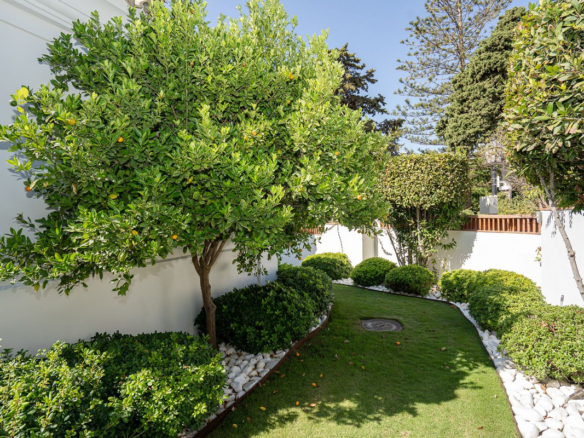 Villa for sale in Marbella