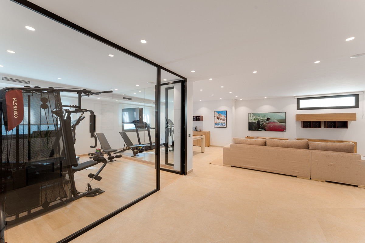 Villa for sale in Marbella