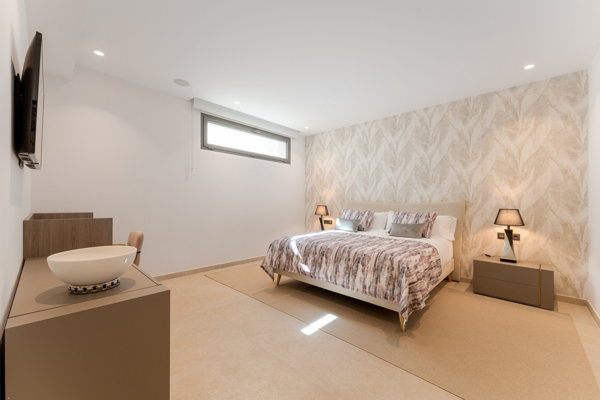 Villa for sale in Marbella