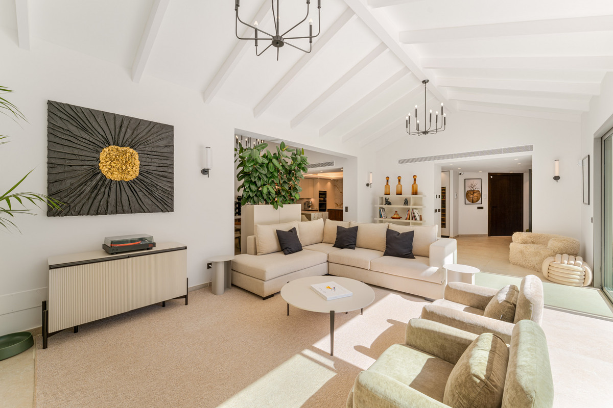 Villa for sale in Marbella