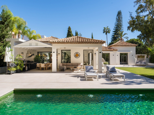 Villa for sale in Marbella