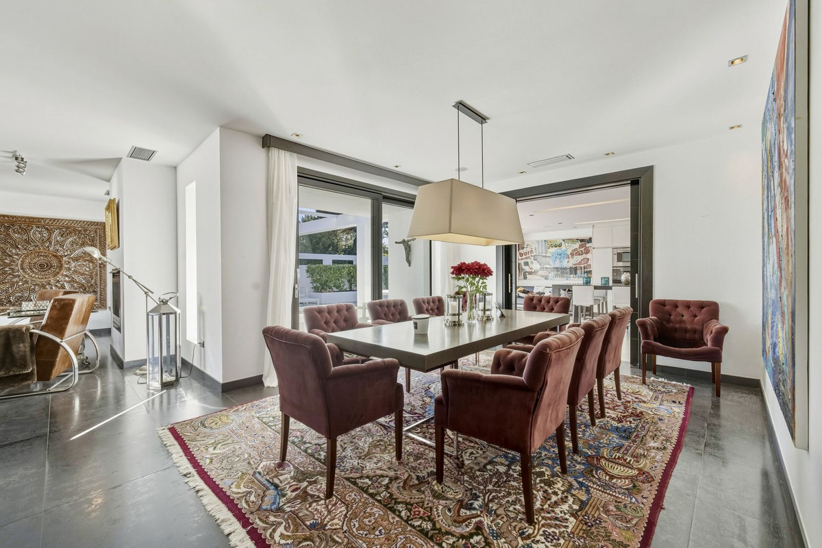 Villa for sale in Marbella