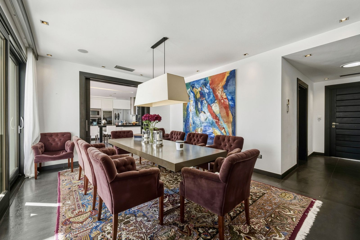Villa for sale in Marbella