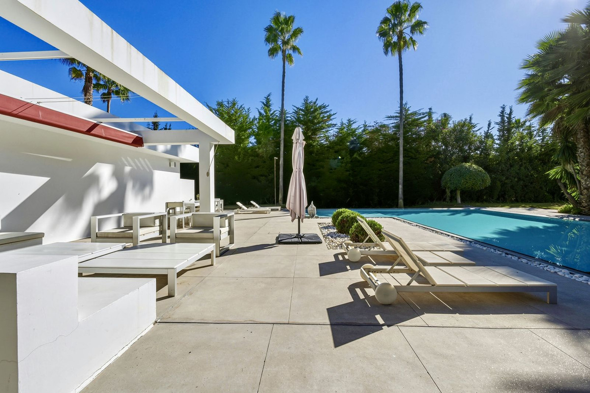 Villa for sale in Marbella