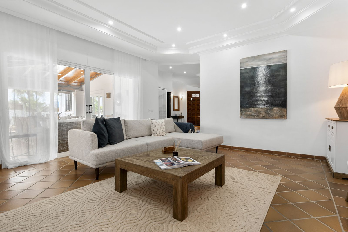 Villa for sale in Marbella