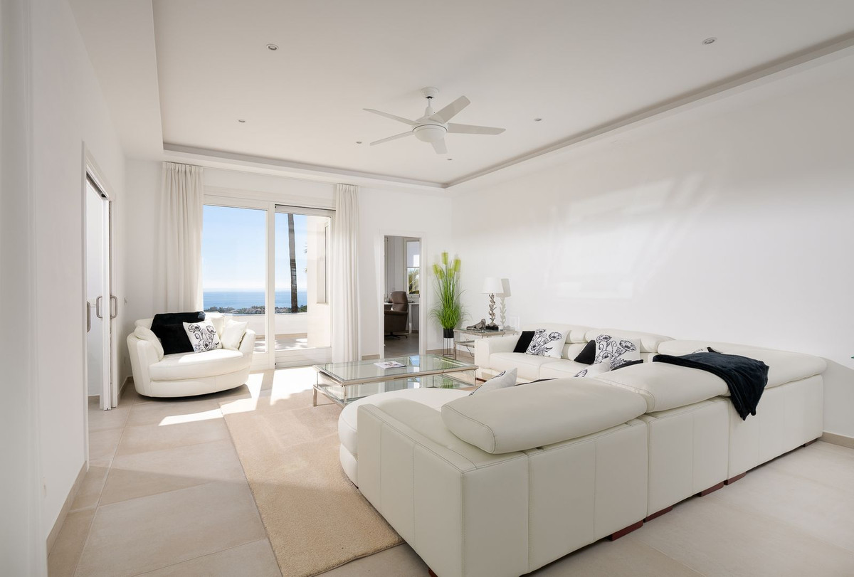 Villa for sale in Marbella