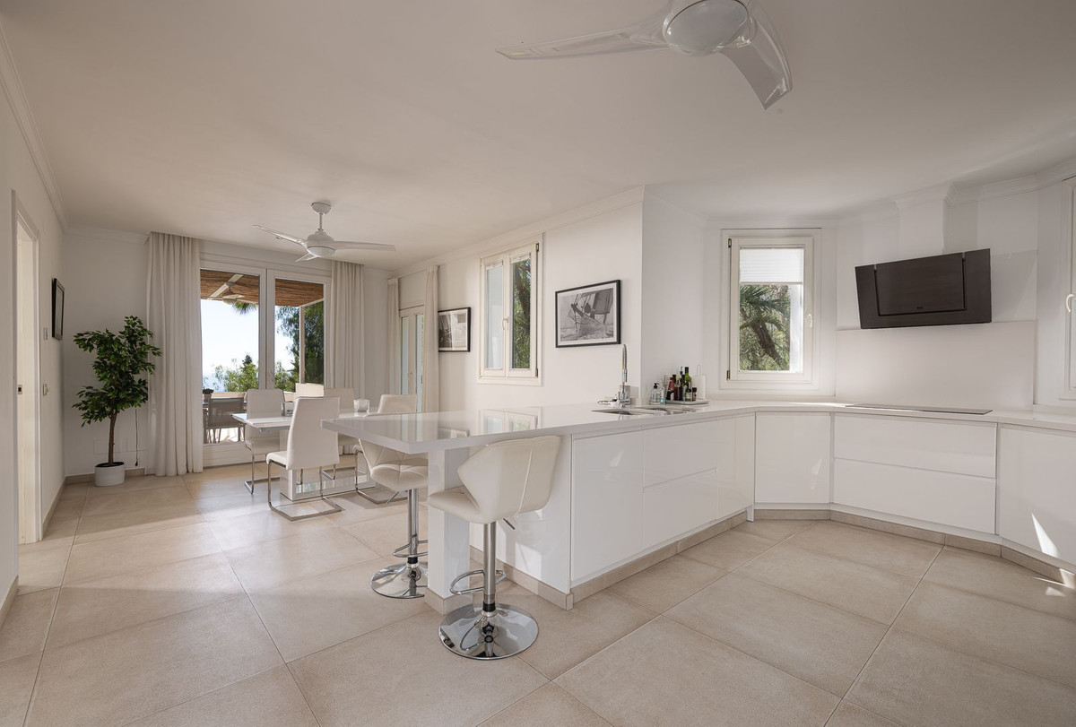 Villa for sale in Marbella
