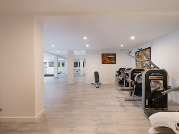 Villa for sale in Marbella