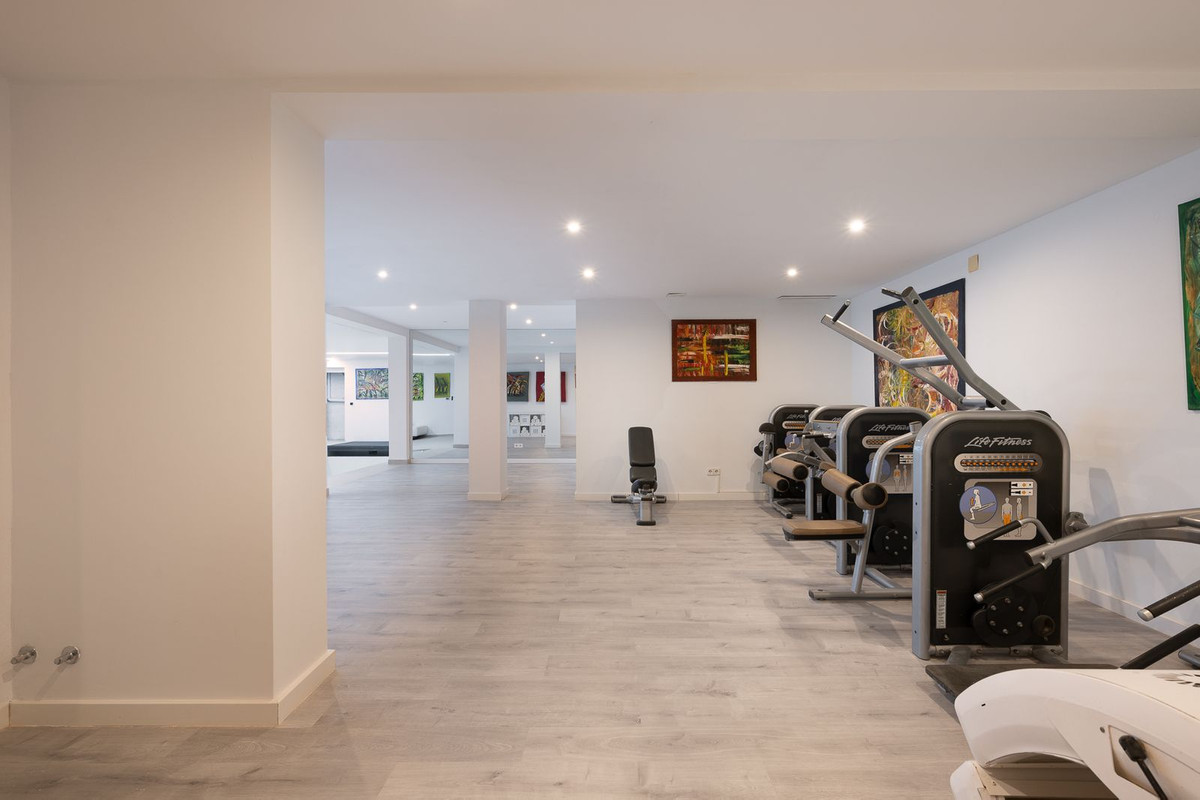 Villa for sale in Marbella