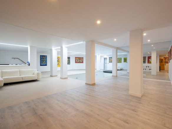 Villa for sale in Marbella
