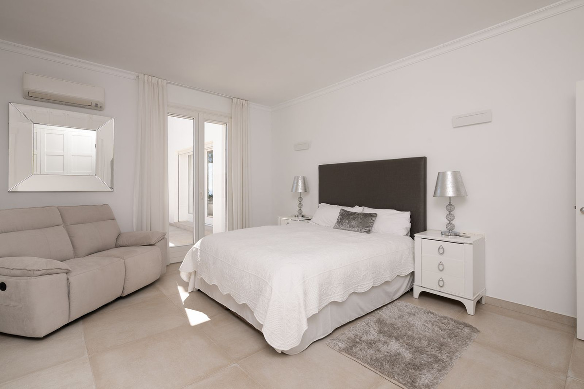 Villa for sale in Marbella