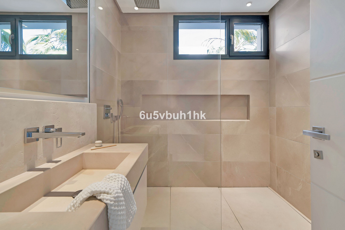 Villa for sale in Marbella