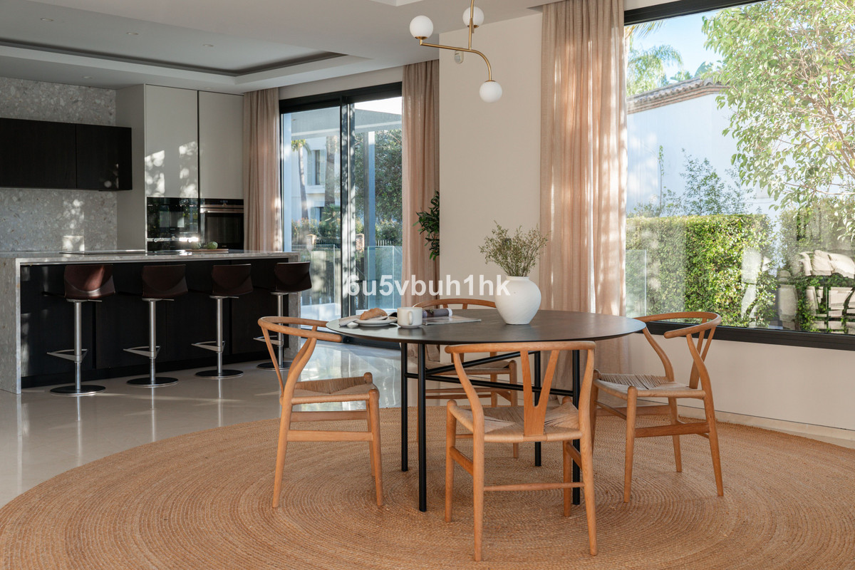 Villa for sale in Marbella