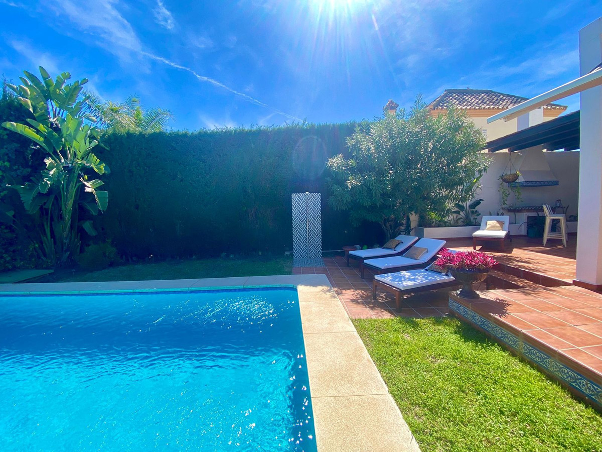 Villa for sale in Marbella