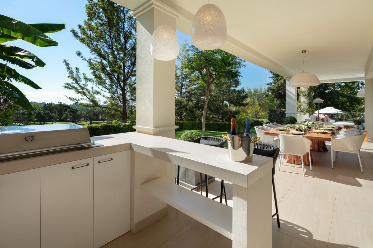 Villa for sale in Marbella