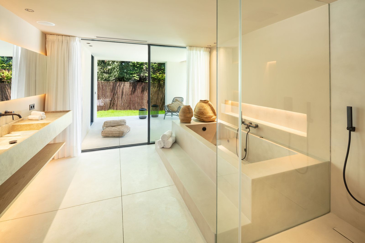 Villa for sale in Marbella