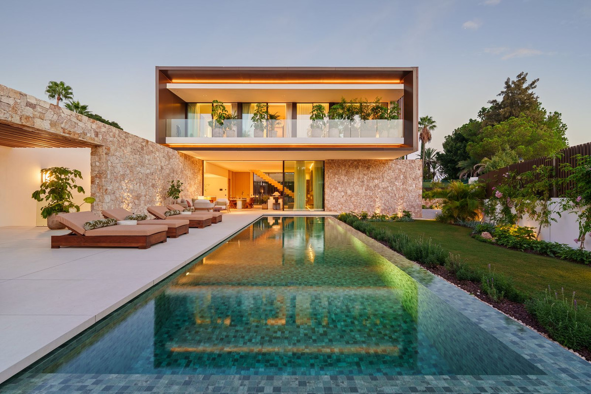 Villa for sale in Marbella