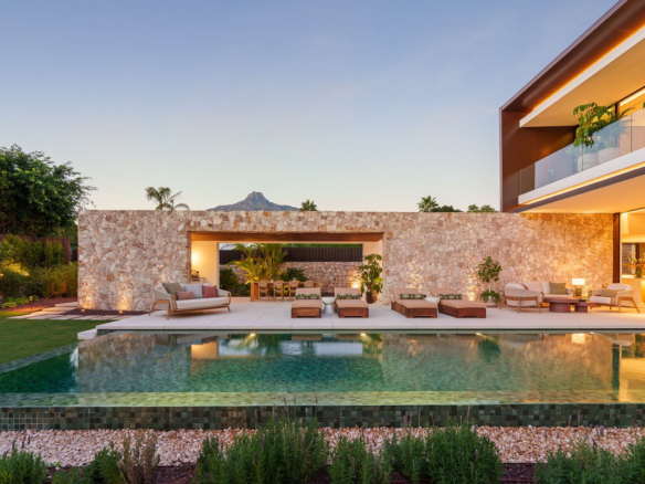Villa for sale in Marbella