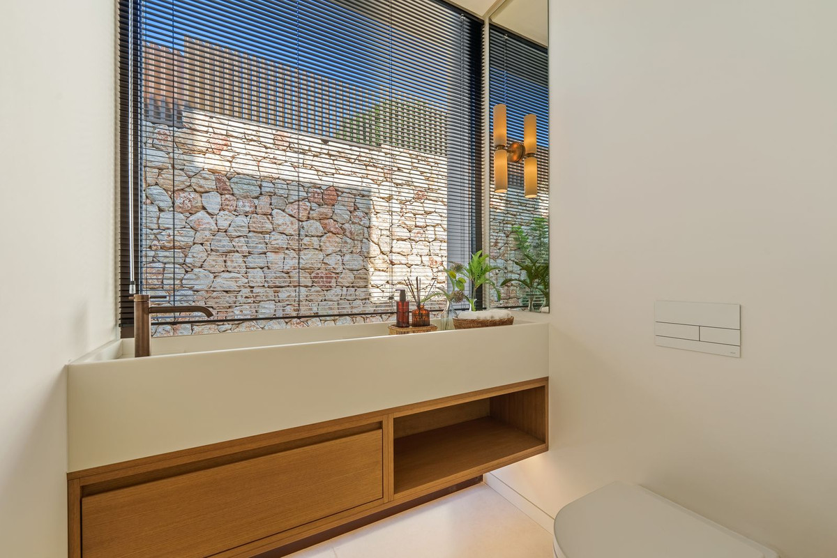 Villa for sale in Marbella
