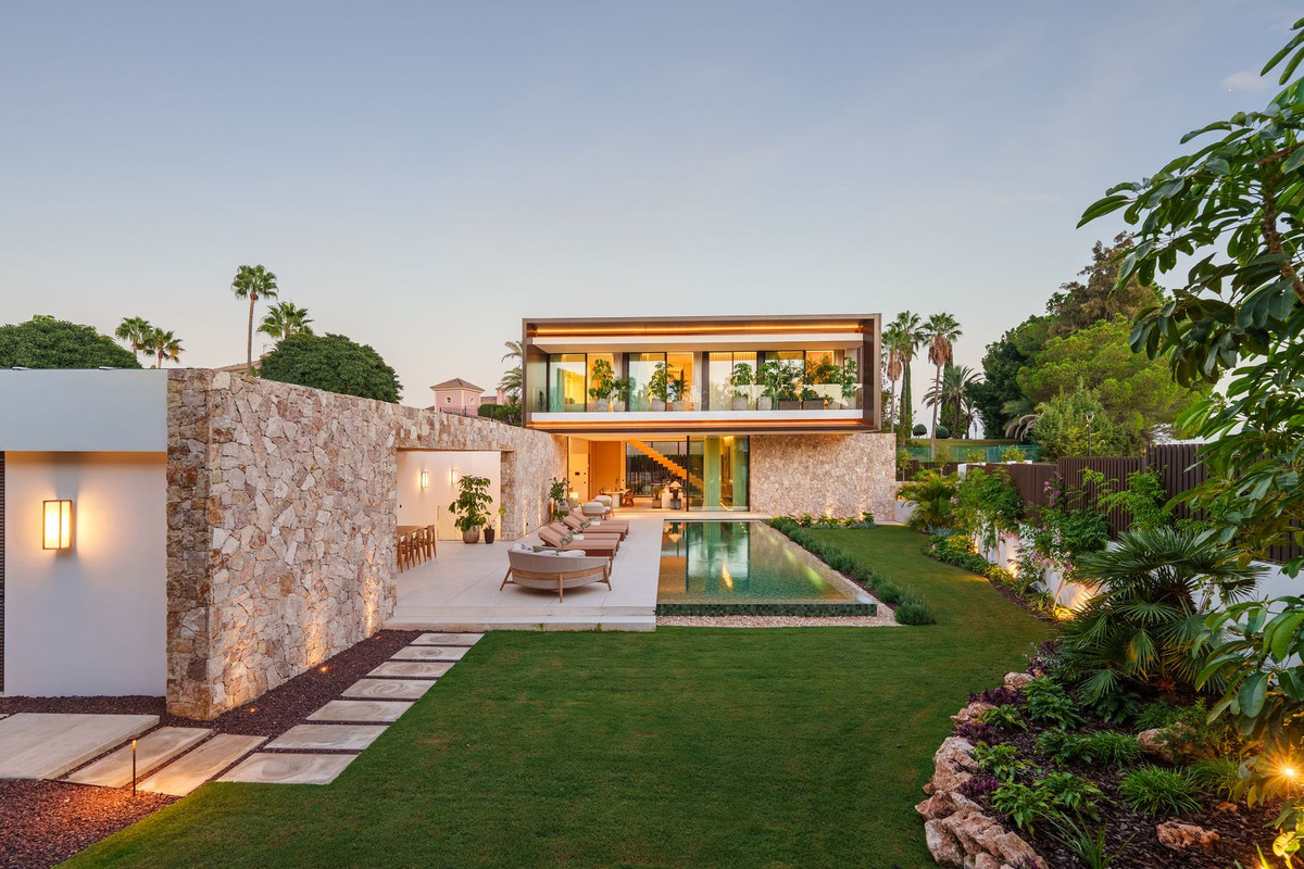 Villa for sale in Marbella