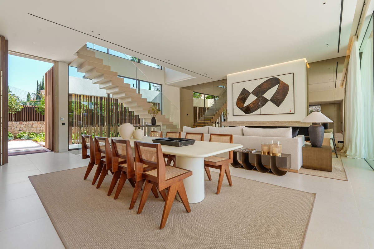 Villa for sale in Marbella
