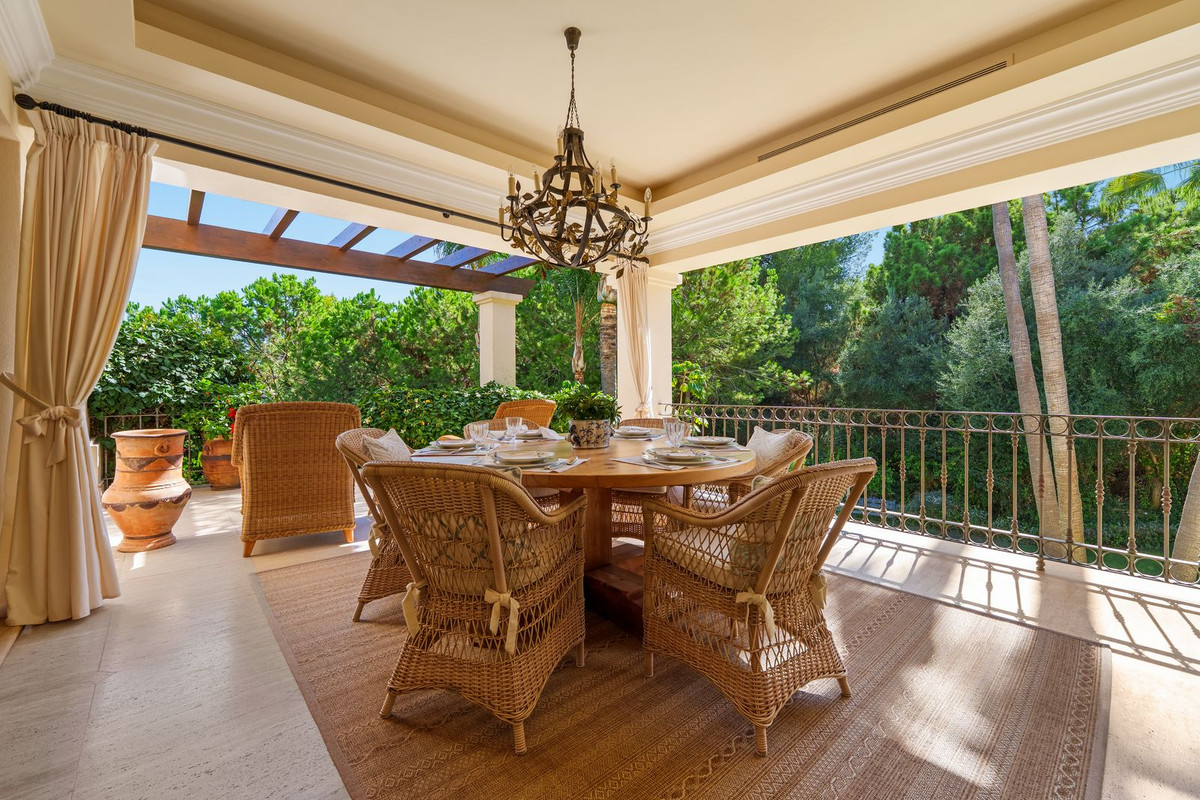 Villa for sale in Marbella