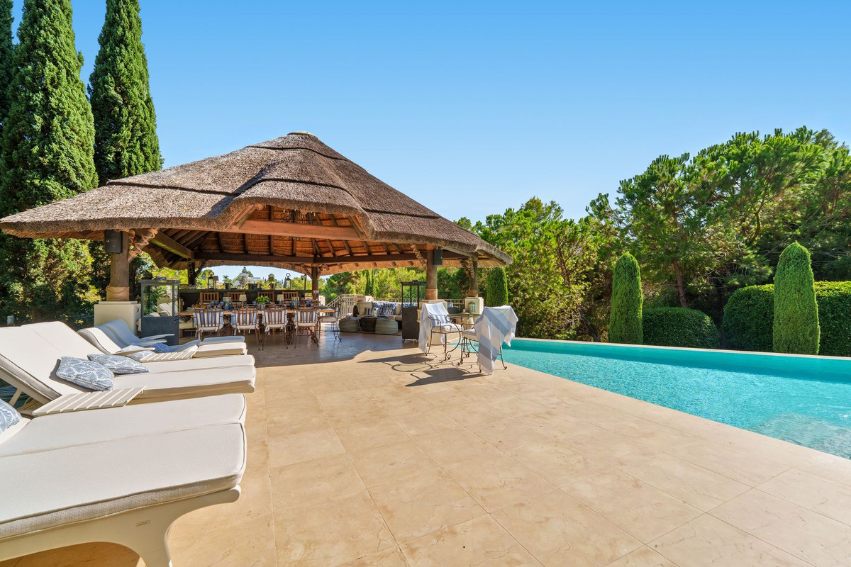 Villa for sale in Marbella