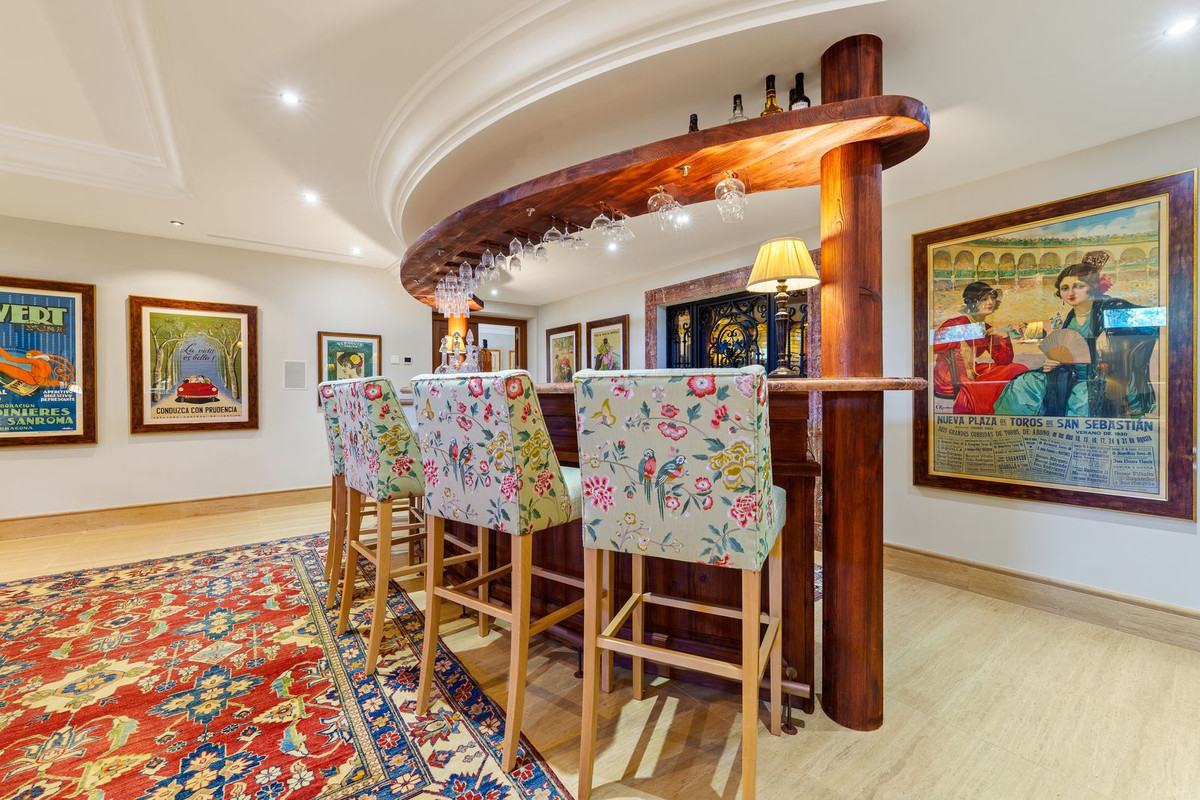 Villa for sale in Marbella