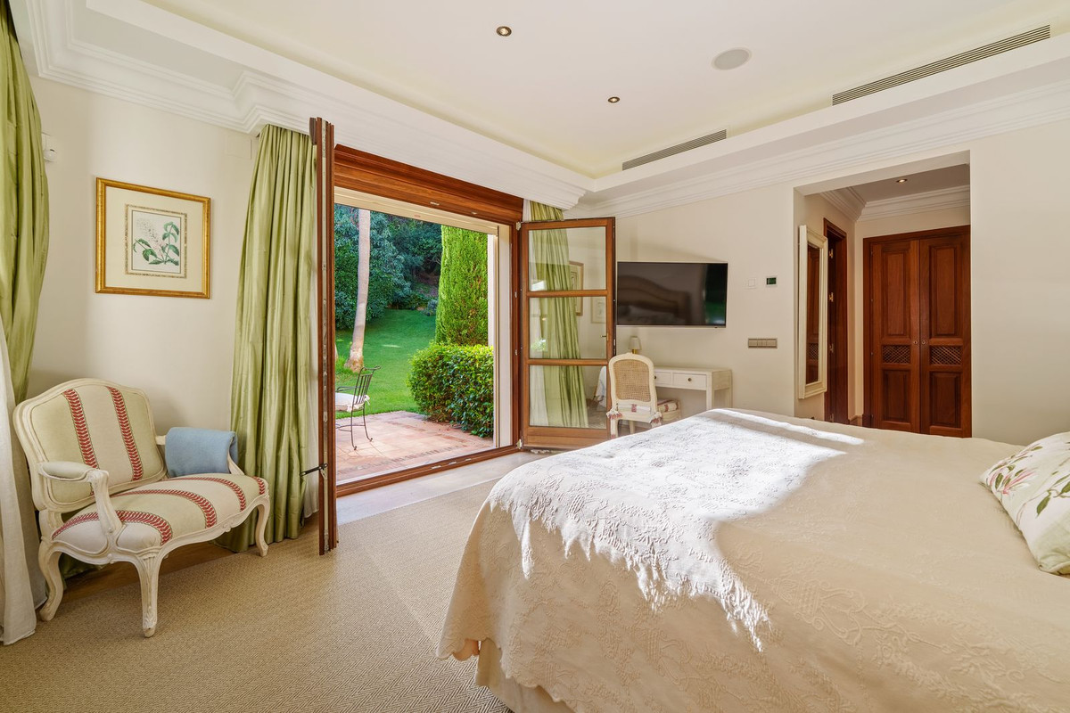 Villa for sale in Marbella