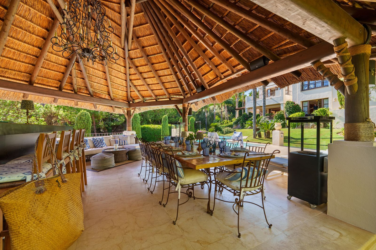 Villa for sale in Marbella