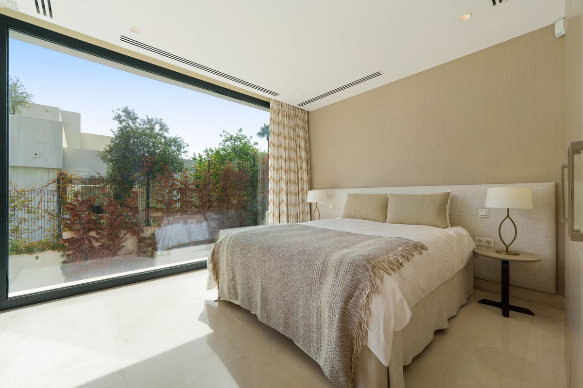 Villa for sale in Marbella