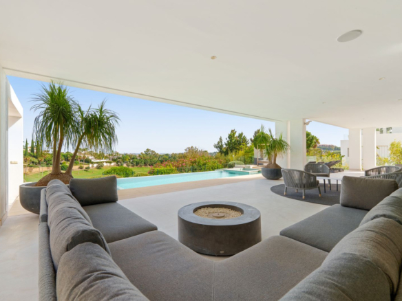 Villa for sale in Marbella