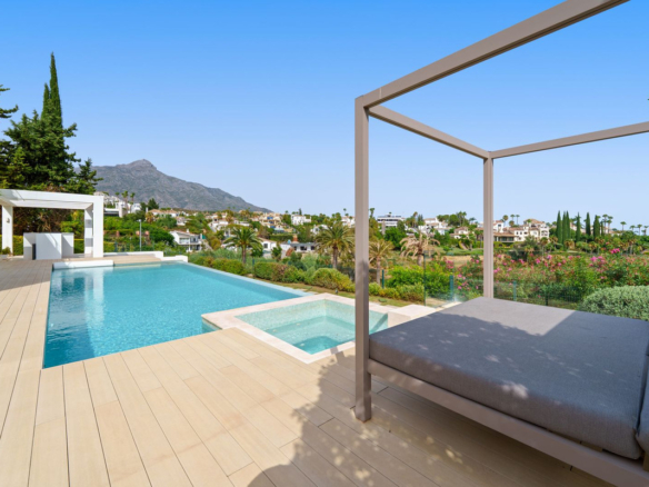 Villa for sale in Marbella