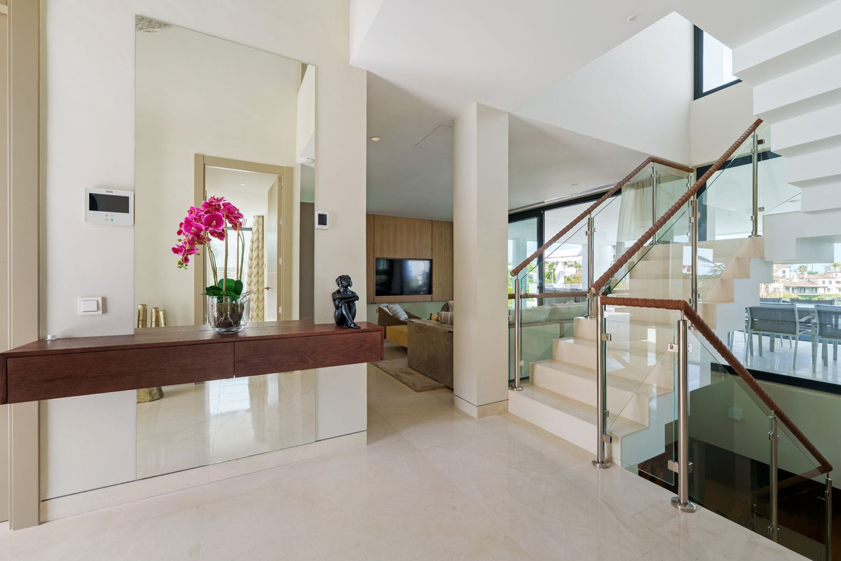 Villa for sale in Marbella