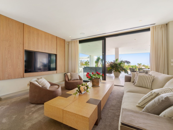Villa for sale in Marbella