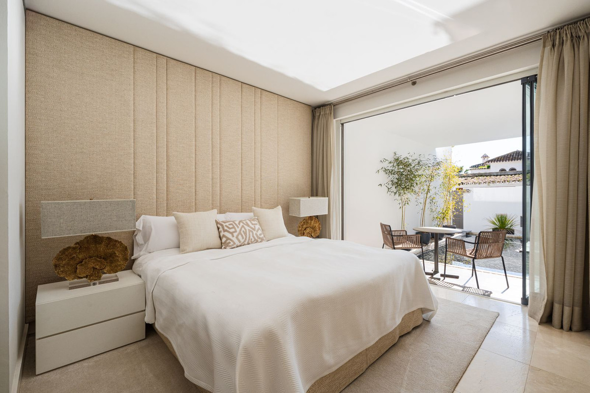 Villa for sale in Marbella