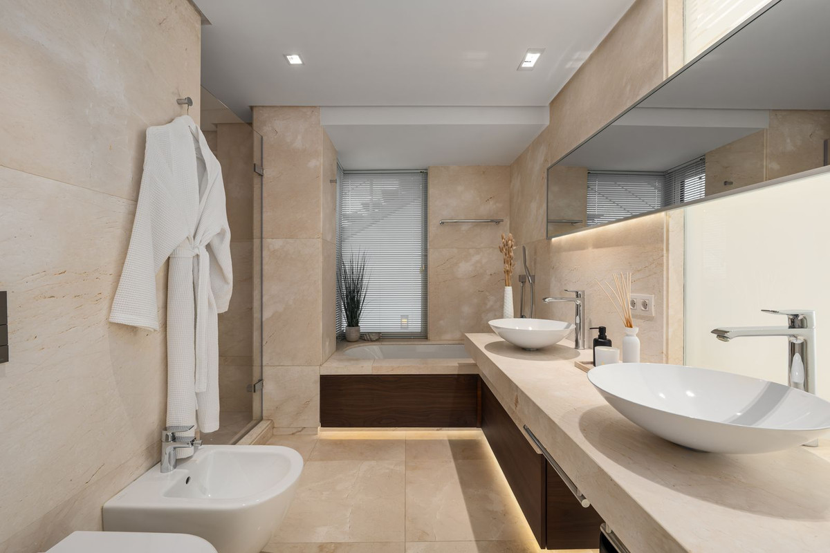 Villa for sale in Marbella
