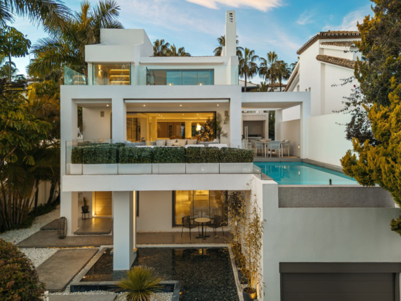 Villa for sale in Marbella