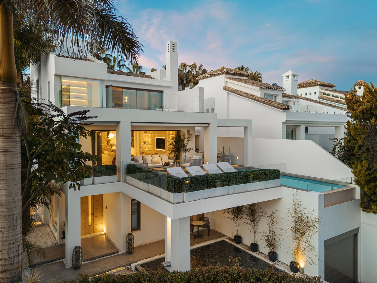 Villa for sale in Marbella